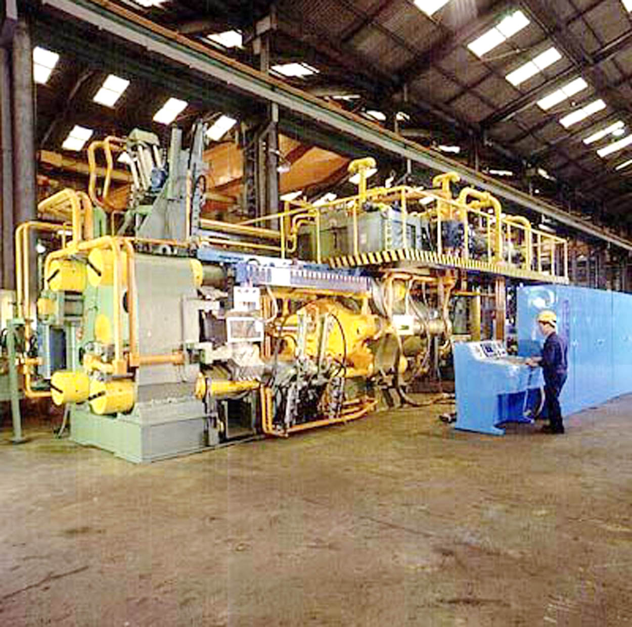 E:\铝型材整理资料\aluminium extrusion press\铝型材\铜系列\铜材挤压机1800.jpg