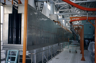 Stainless steel vertical spray pretreatment shower